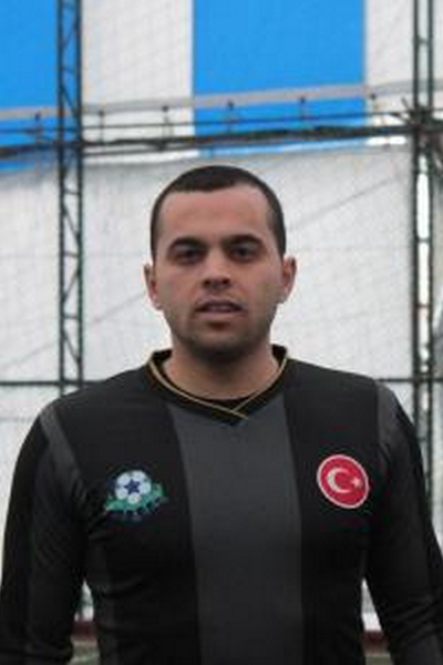 Tufan Özbek