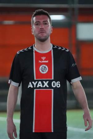 Oyuncu