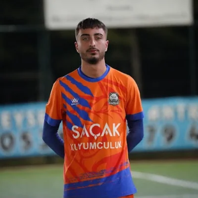 Oyuncu