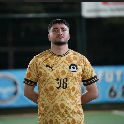 Oyuncu