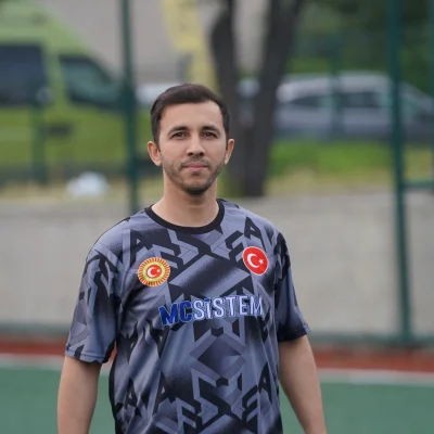 Oyuncu