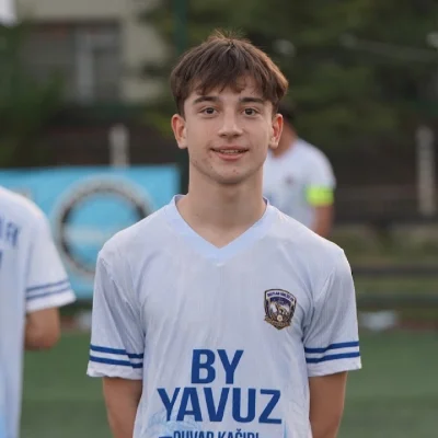 Oyuncu
